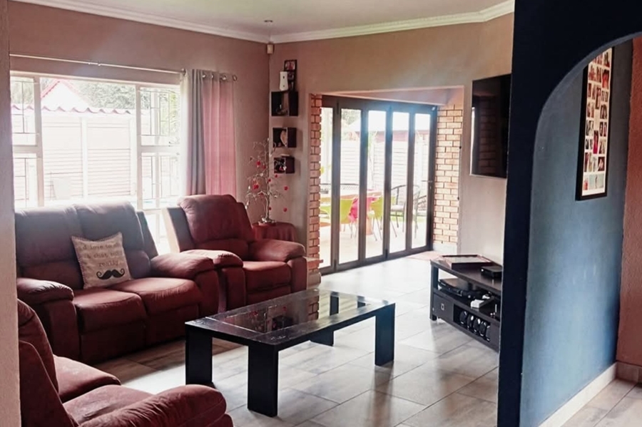 3 Bedroom Property for Sale in Orkney Park North West